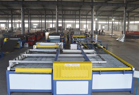 直线型风管生产线